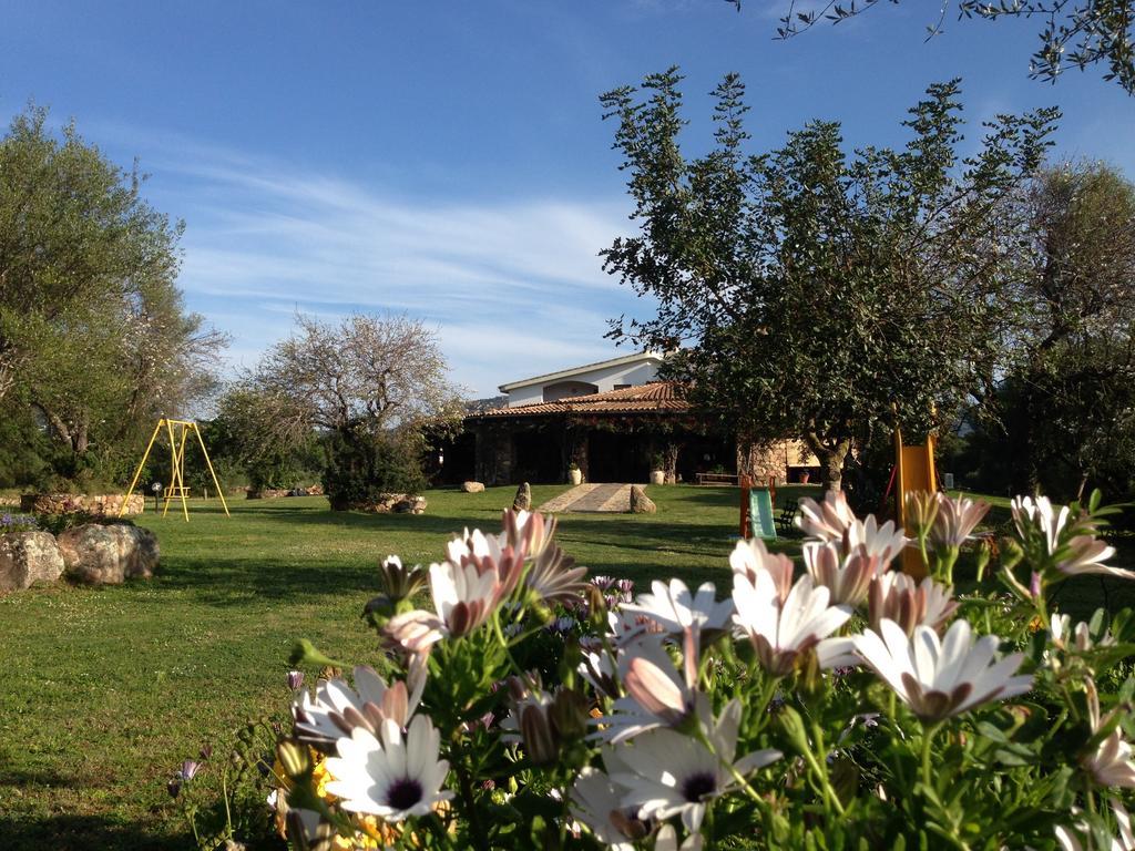 Agriturismo Sarrabus Konuk evi San Priamo Dış mekan fotoğraf