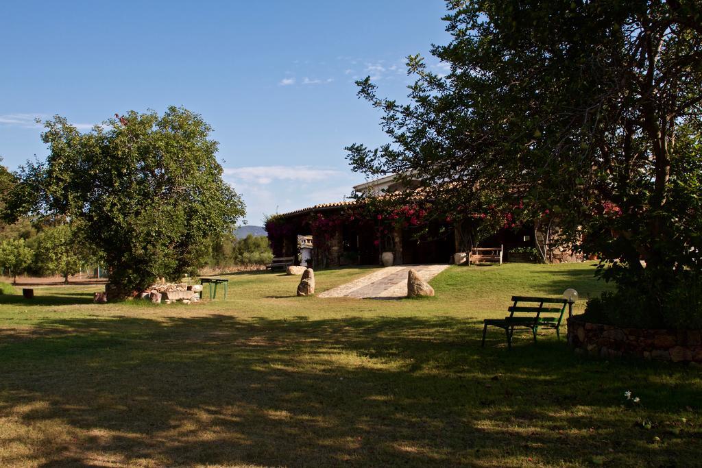 Agriturismo Sarrabus Konuk evi San Priamo Dış mekan fotoğraf